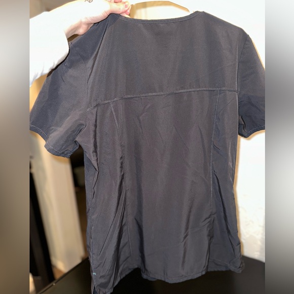 Gray scrub top - Picture 1 of 2